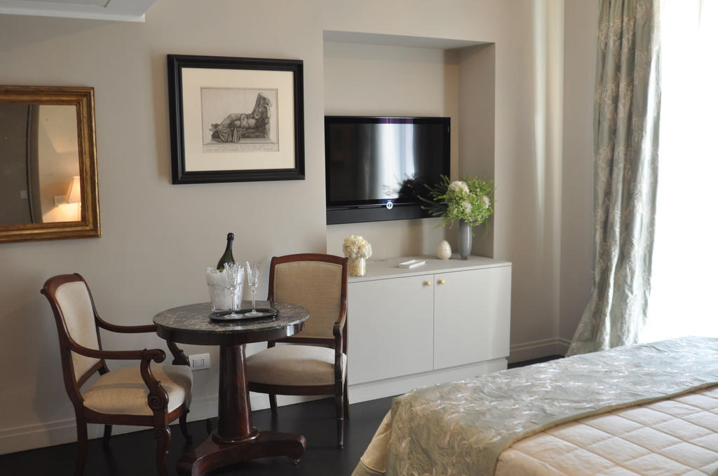 La Scelta Di Goethe - Luxury Suites Řím Pokoj fotografie