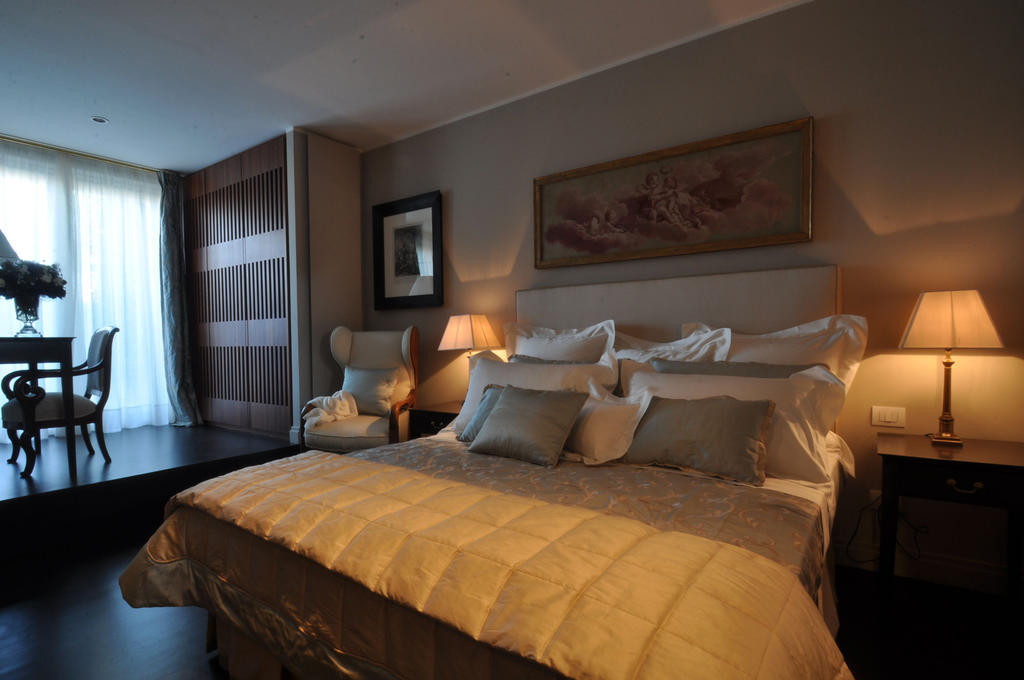La Scelta Di Goethe - Luxury Suites Řím Pokoj fotografie