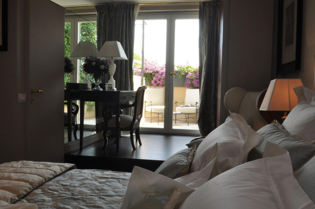 La Scelta Di Goethe - Luxury Suites Řím Pokoj fotografie